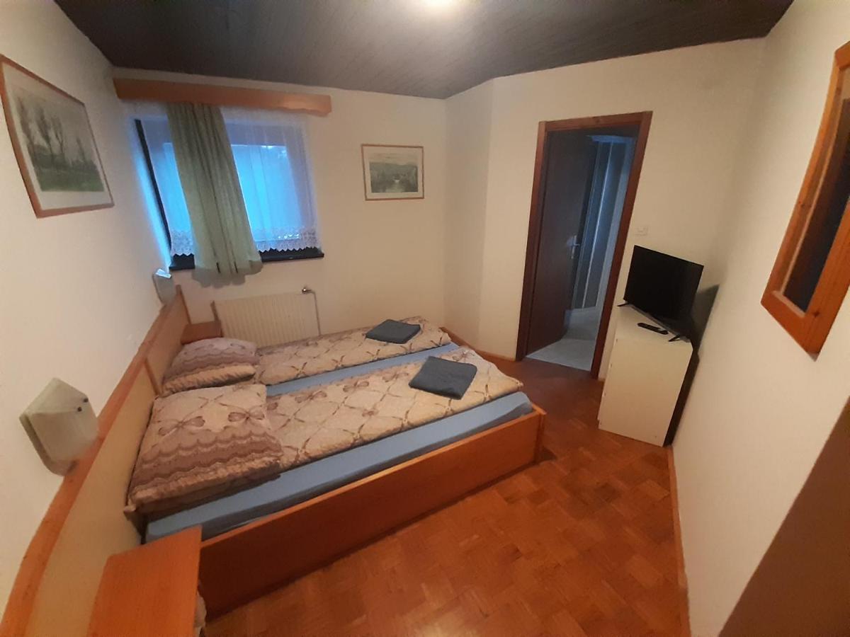 Rooms Barovc By The Lake Jasna 克拉尼斯卡戈拉 外观 照片